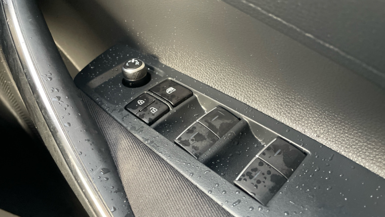 Toyota Corolla 1.8 VVT-i Hybrid Icon 5dr CVT Hybrid Hatchback